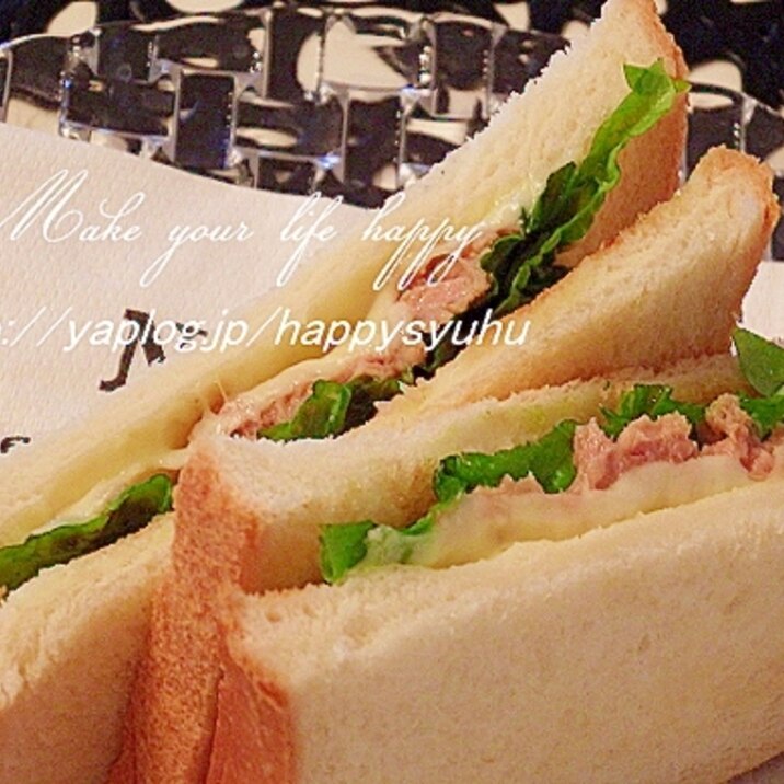 ツナとサンチュのとろ りチーズ ホットサンド レシピ 作り方 By ジャカランダ 楽天レシピ ツナとサンチュのとろ りチーズ ホットサンド レシピ 作り方 By ジャカランダ 楽天レシピ